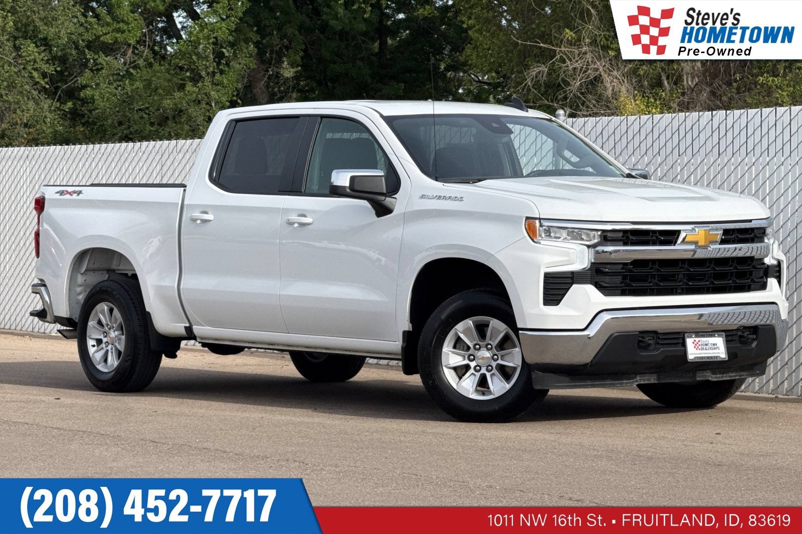 Used 2025 Chevrolet Silverado 1500 LT AWD/4WD image 1