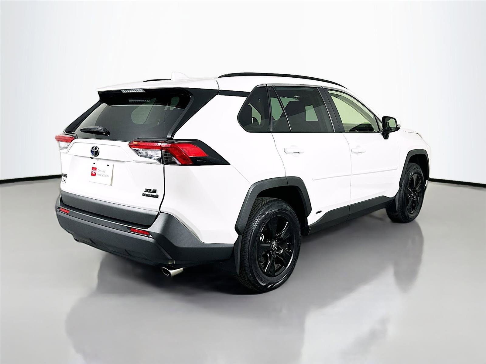 Used 2023 Toyota RAV4 XLE w/ Convenience Package AWD/4WD image 13