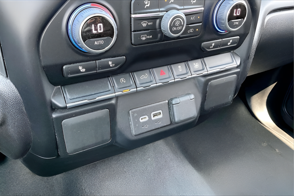 Used 2022 Chevrolet Silverado 1500 RST RWD image 25