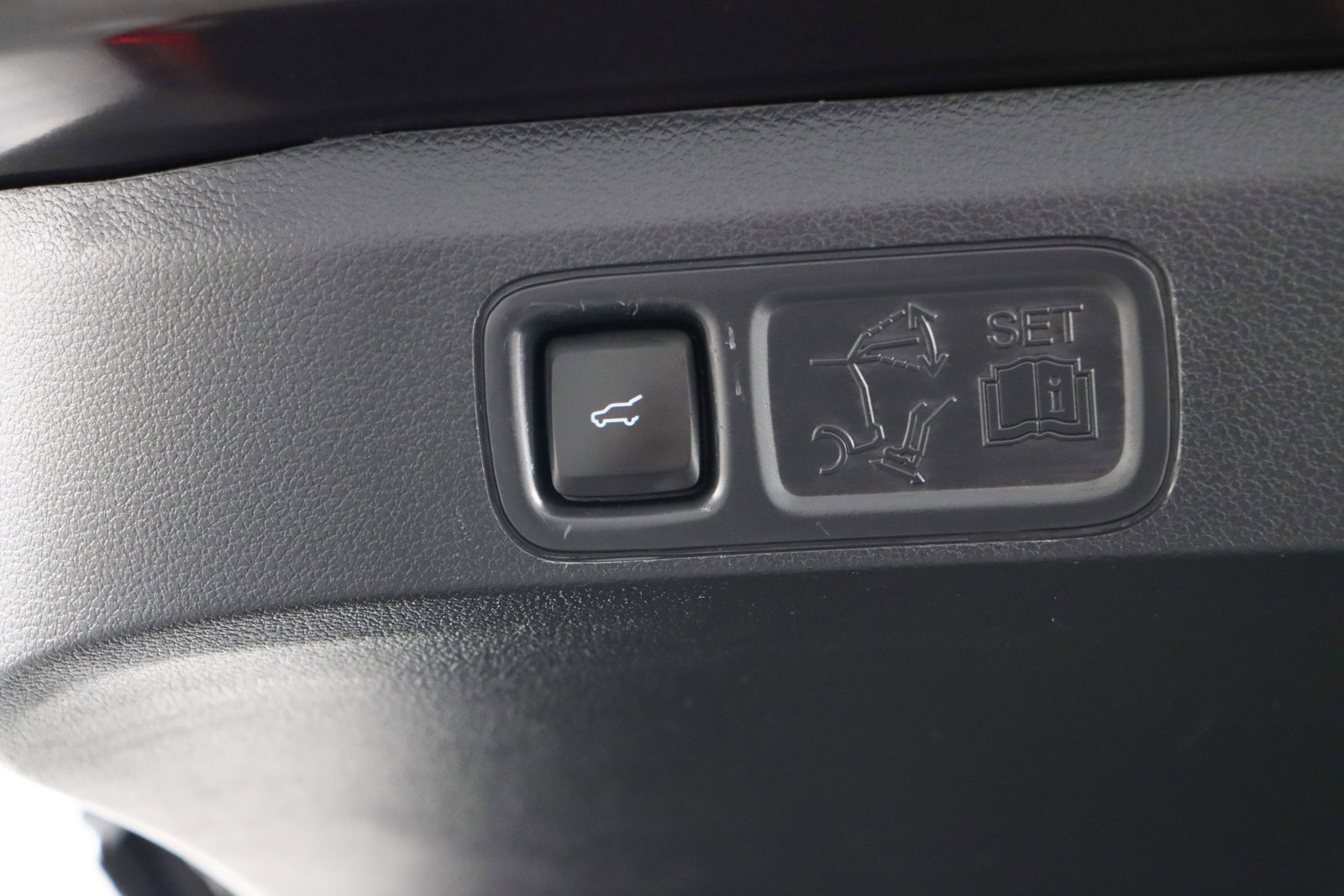 Used 2023 Ford Expedition Max Limited image 35