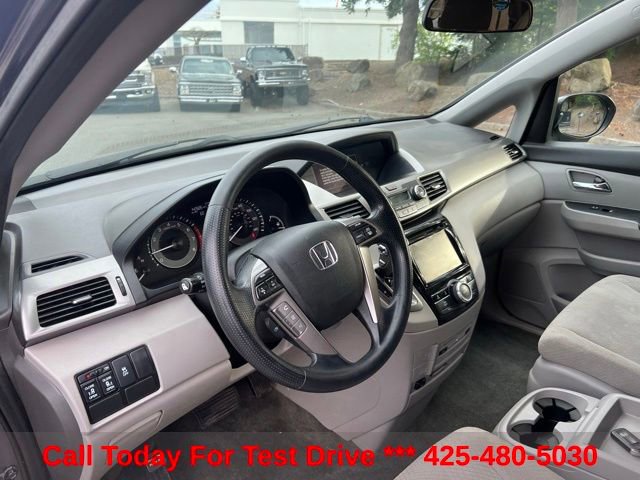 Used 2016 Honda Odyssey SE image 11