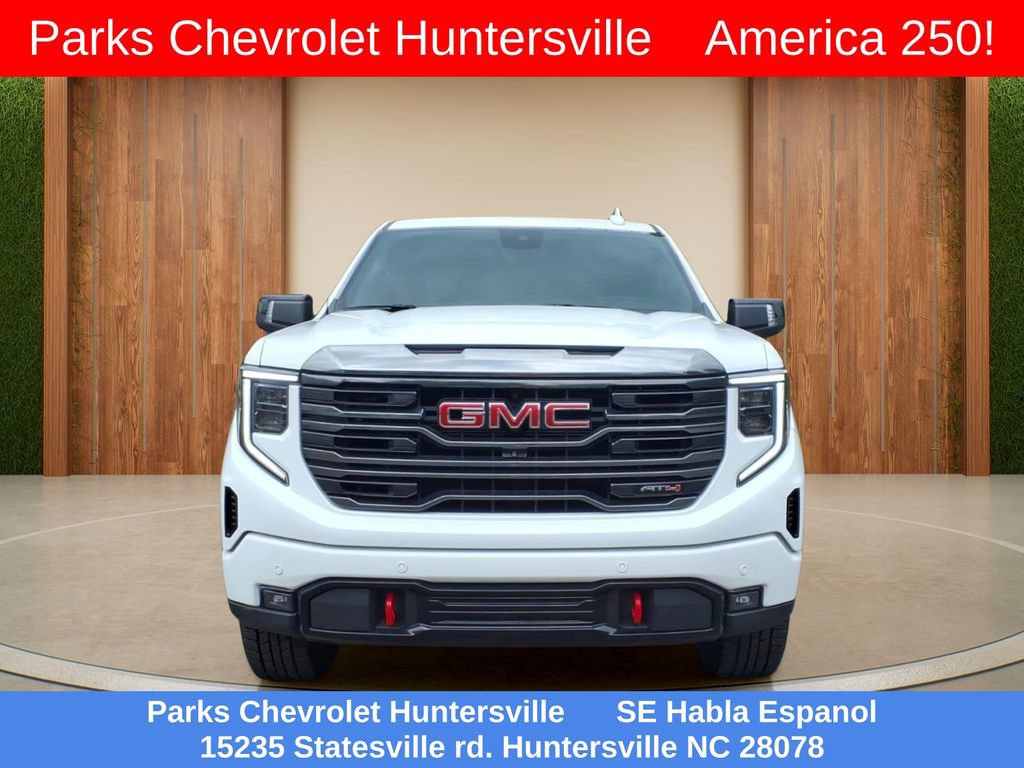 Certified 2022 GMC Sierra 1500 AT4 w/ AT4 Premium Package AWD/4WD image 2