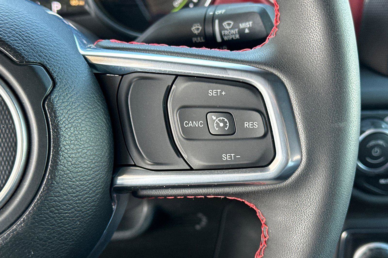 Used 2023 Jeep Wrangler Unlimited Rubicon 4xe image 28