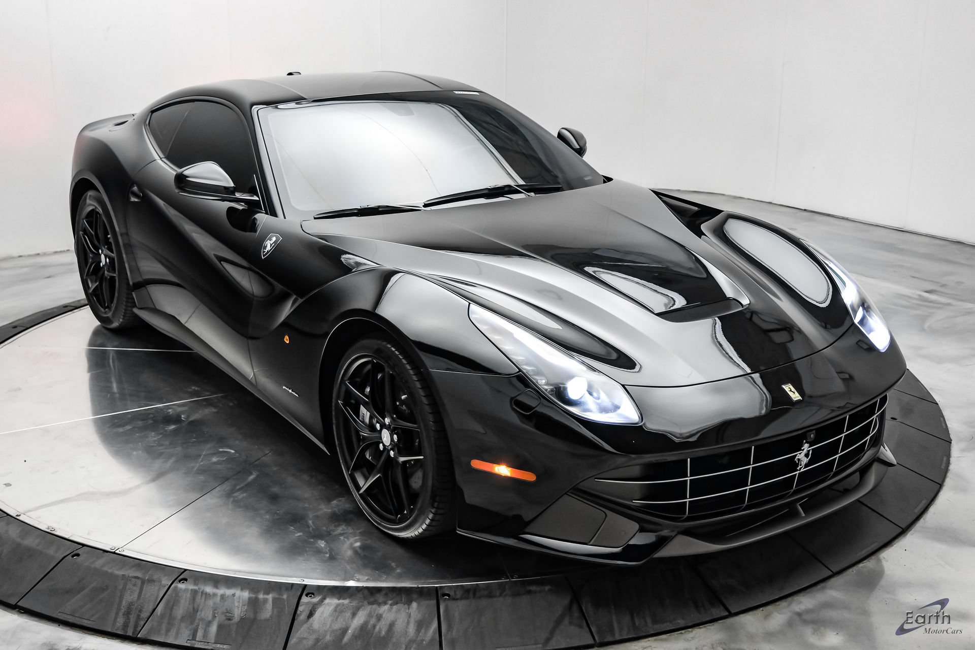Used 2017 Ferrari F12 Berlinetta RWD image 30