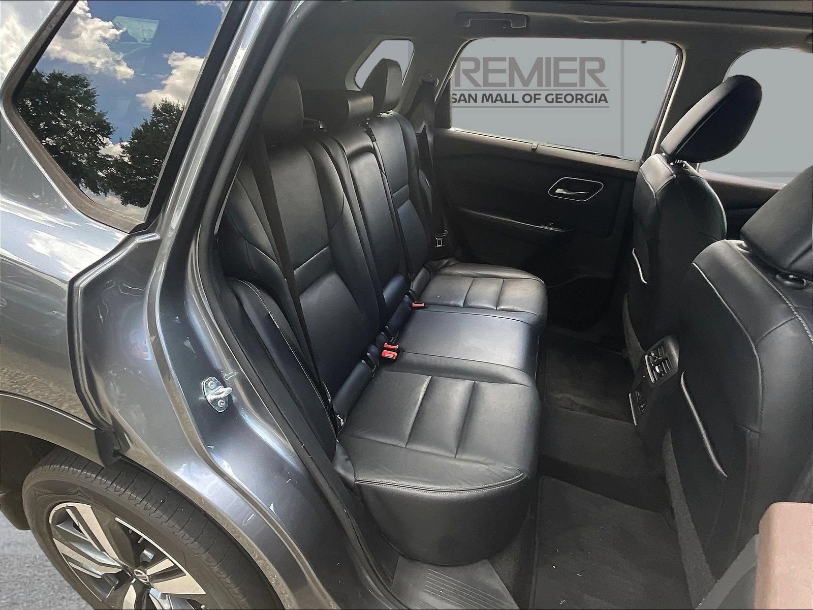Used 2021 Nissan Rogue SL w/ Premium Package FWD image 27