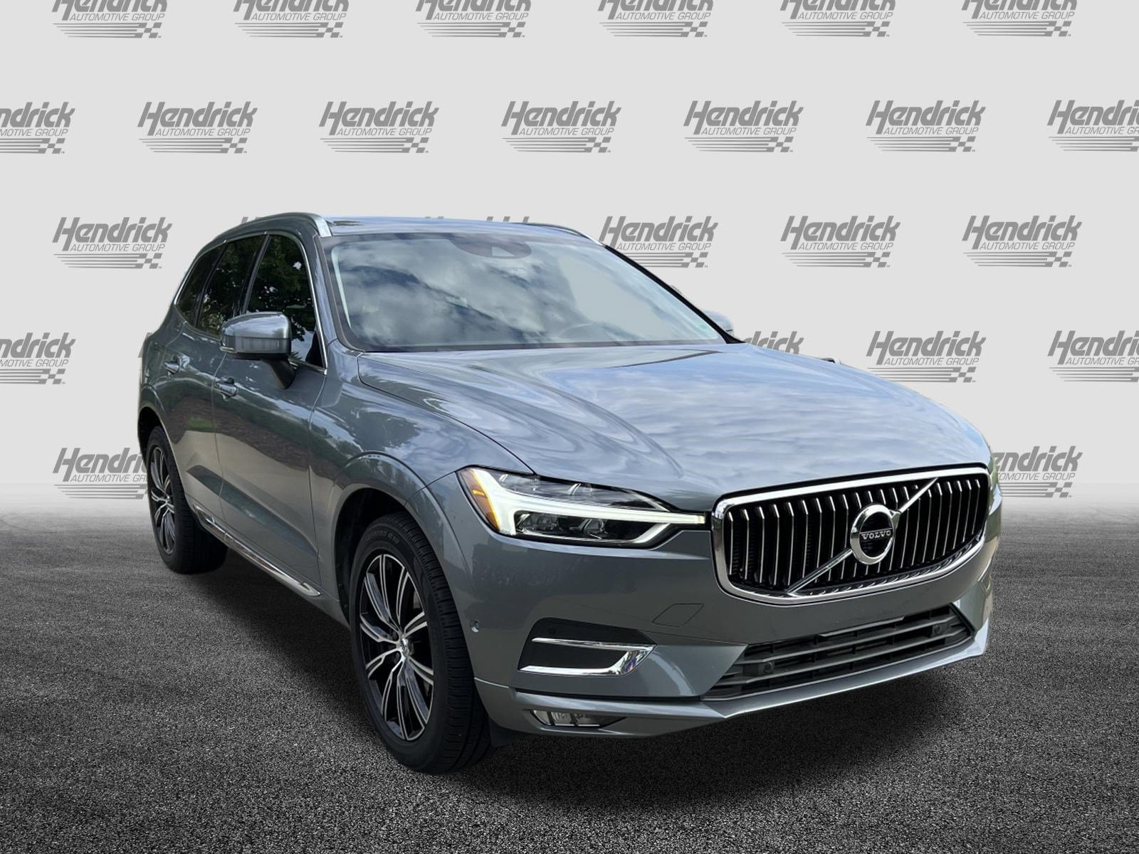 Used 2018 Volvo XC60 T5 Inscription w/ Convenience Package AWD/4WD image 2