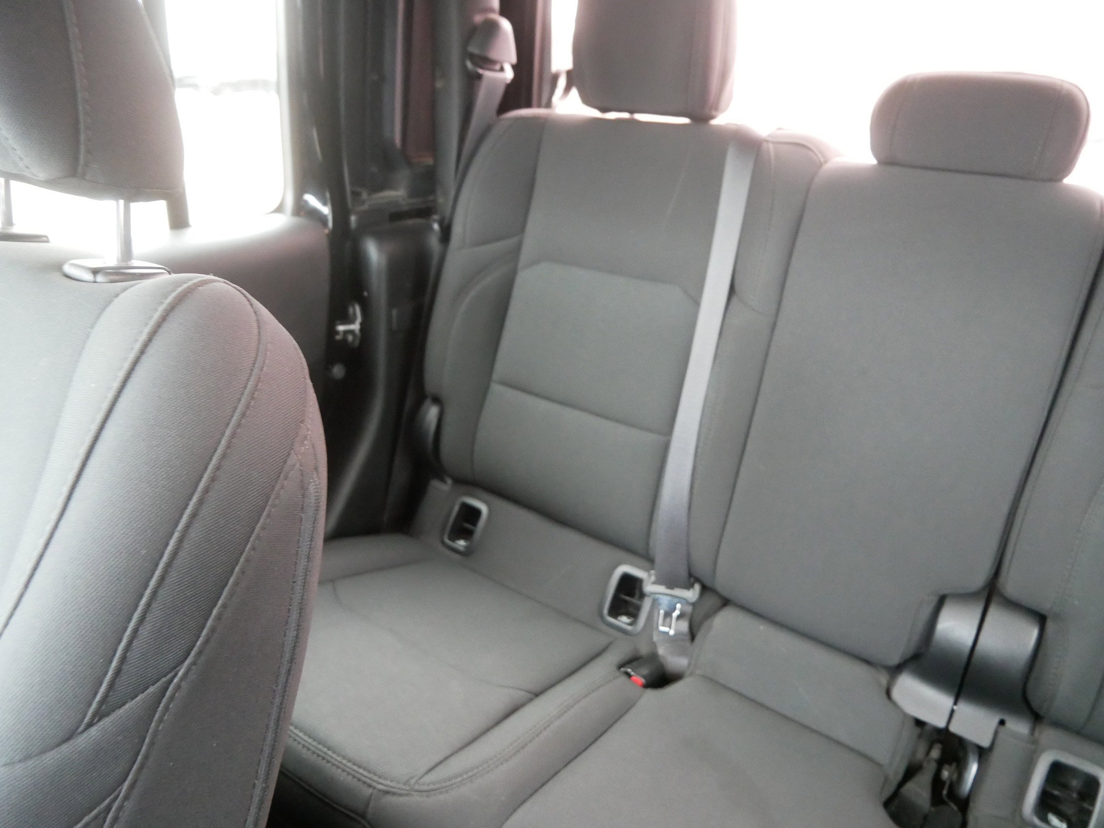 Used 2022 Jeep Gladiator Overland w/ Cold Weather Group image 12