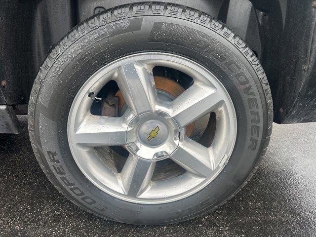 Used 2013 Chevrolet Avalanche LT w/ All-Star Edition image 10