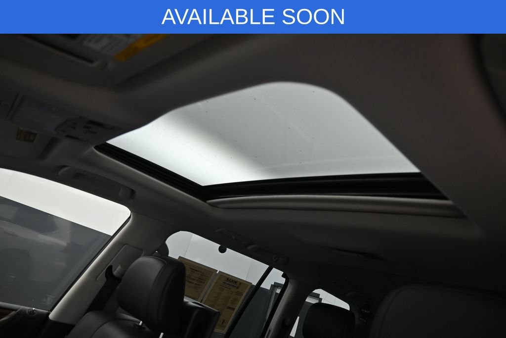 Used 2016 Lexus LX 570 4WD w/ Luxury Package image 32
