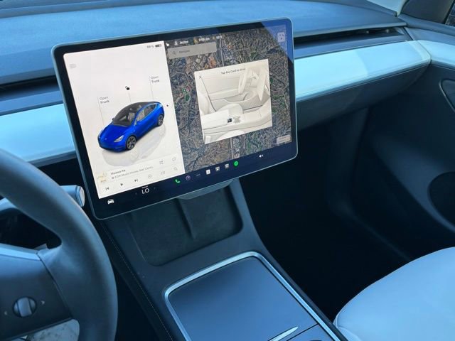 Used 2025 Tesla Model Y Long Range image 31