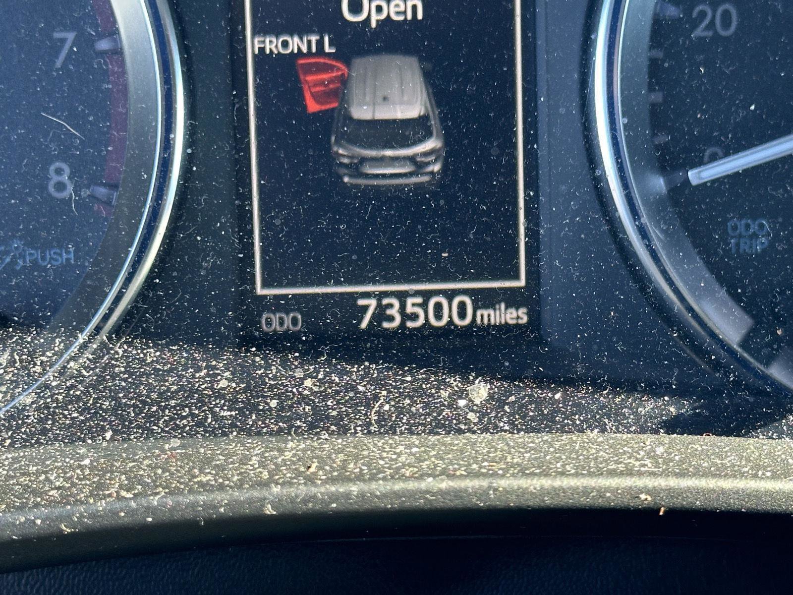 Used 2015 Toyota Highlander Limited w/ Driver Technology Package image 14