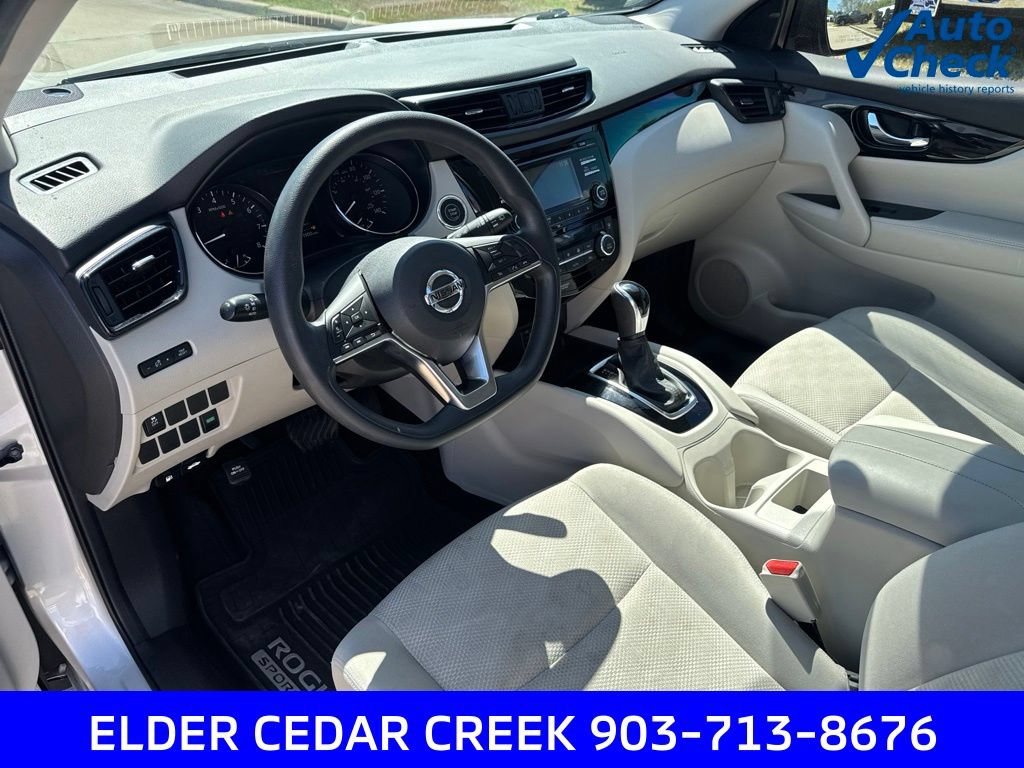 Used 2018 Nissan Rogue Sport SV FWD image 11