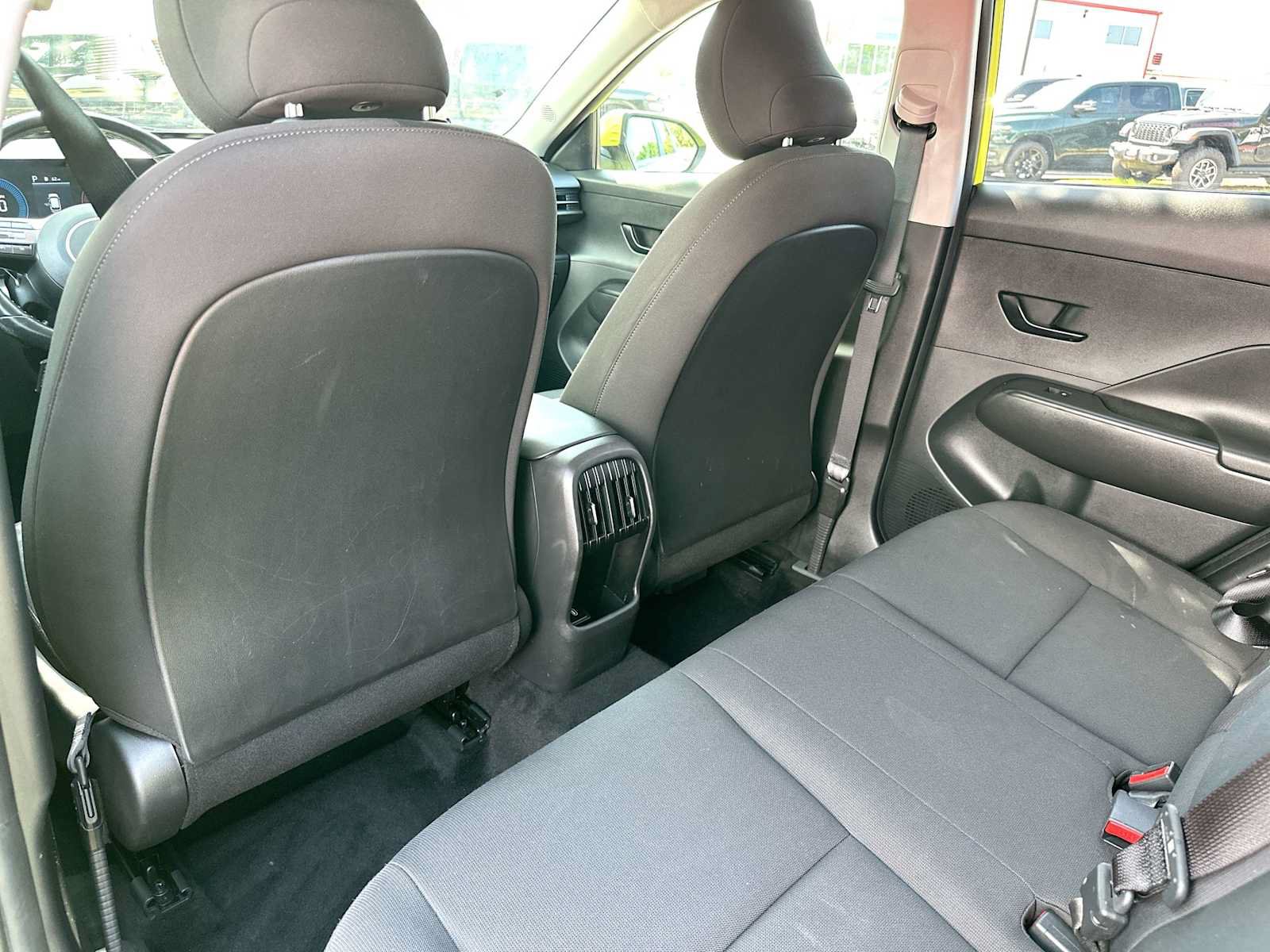 Used 2025 Hyundai Kona SEL AWD/4WD image 24