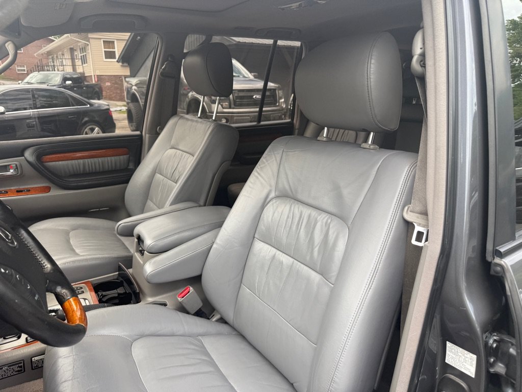 Used 2003 Lexus LX 470 4WD image 50