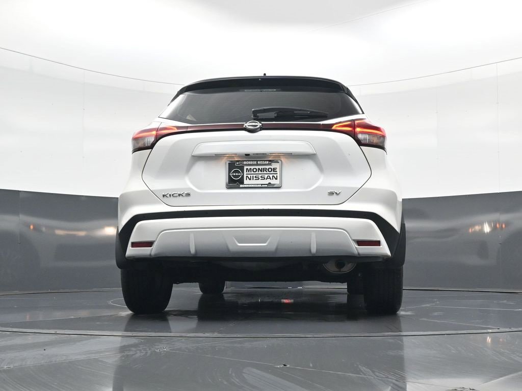 Used 2024 Nissan Kicks SV image 20