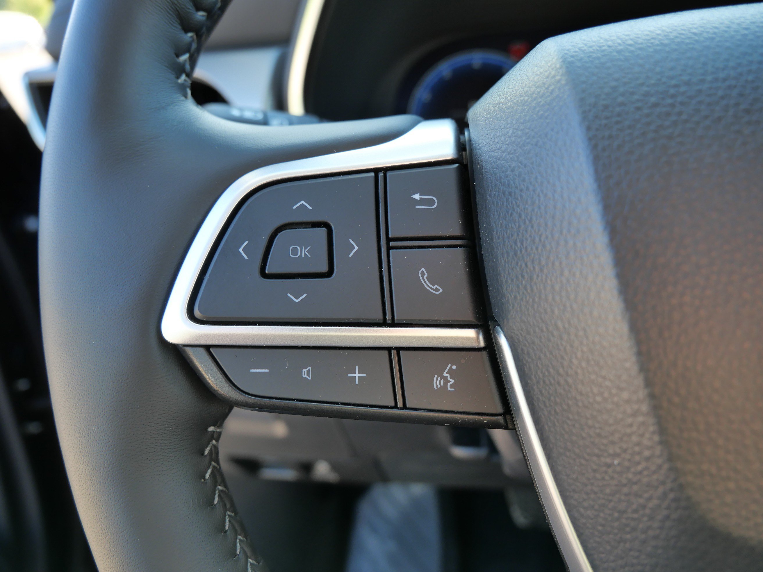 Certified 2026 Toyota Highlander Platinum AWD/4WD image 28