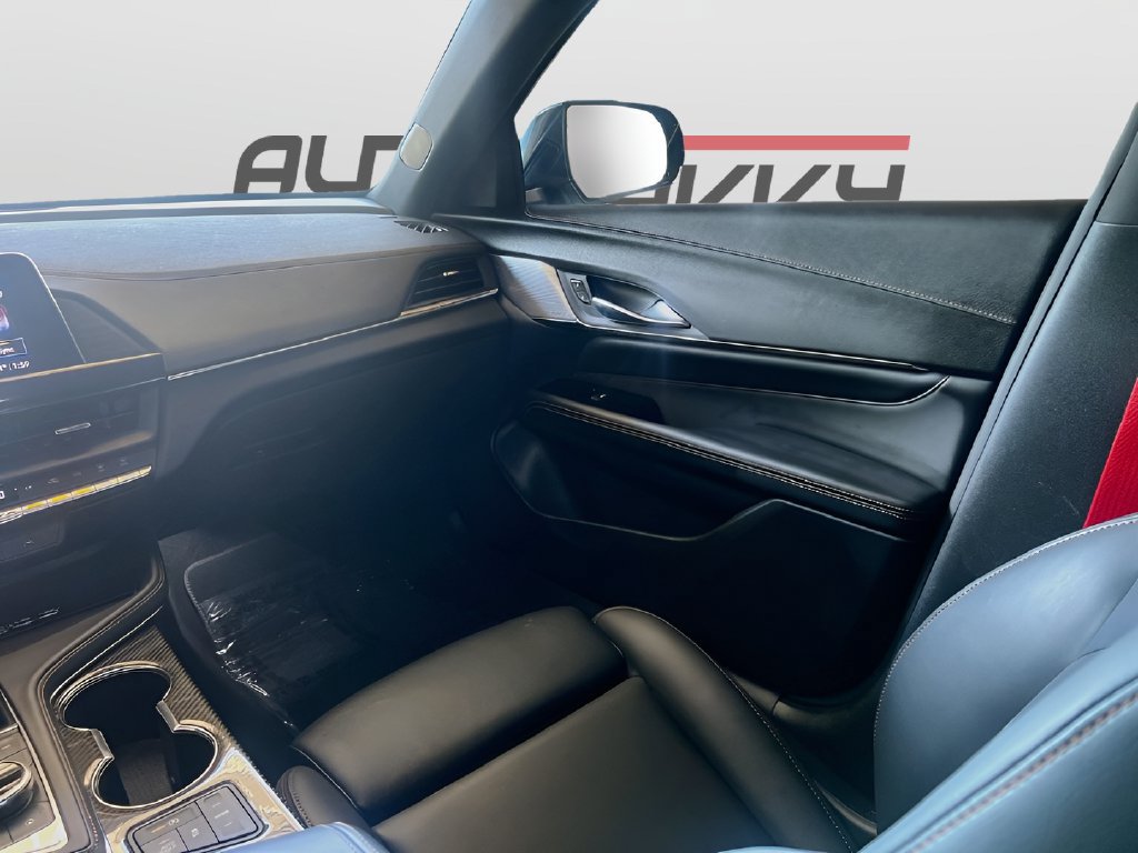 Used 2023 Cadillac CT4 V RWD image 23