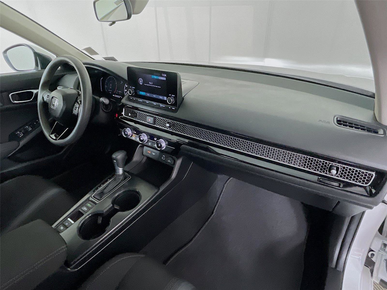 Used 2024 Honda Civic LX image 31