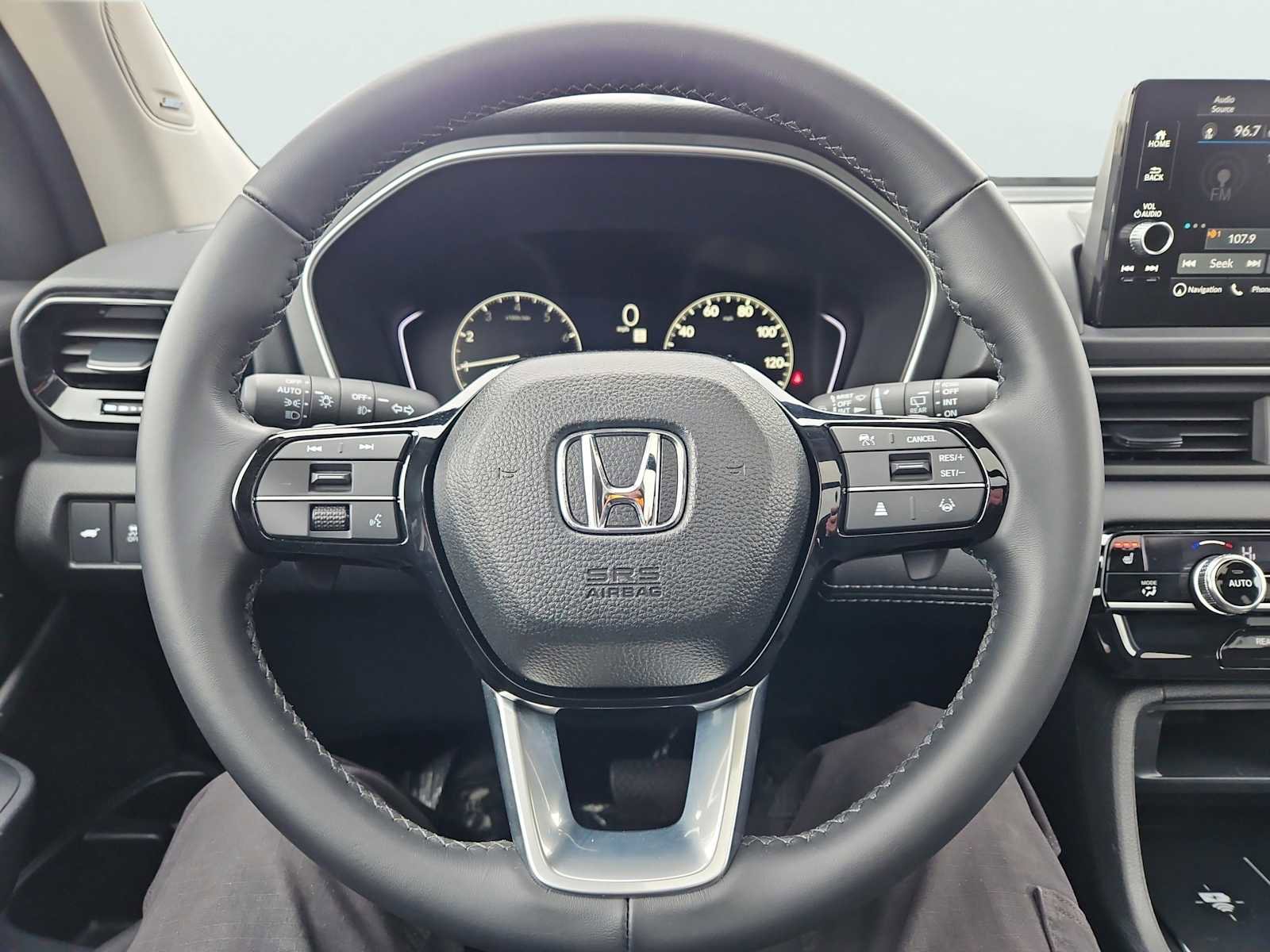 Certified 2025 Honda Pilot Touring image 26