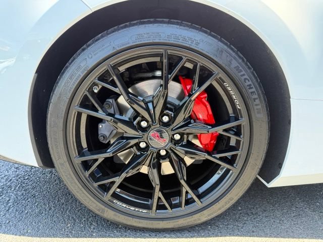 Used 2023 Chevrolet Corvette Stingray Premium Conv w/ Z51 Performance Package RWD image 24