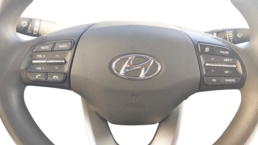 Used 2020 Hyundai Elantra SE image 20