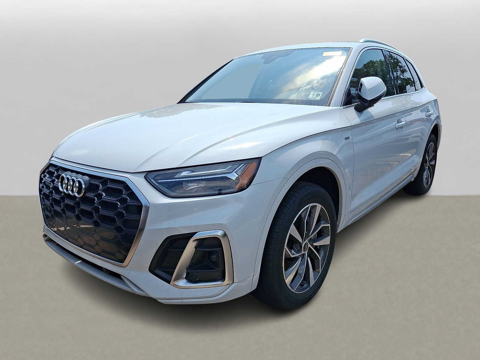 Certified 2024 Audi Q5 2.0T Premium w/ Convenience Package