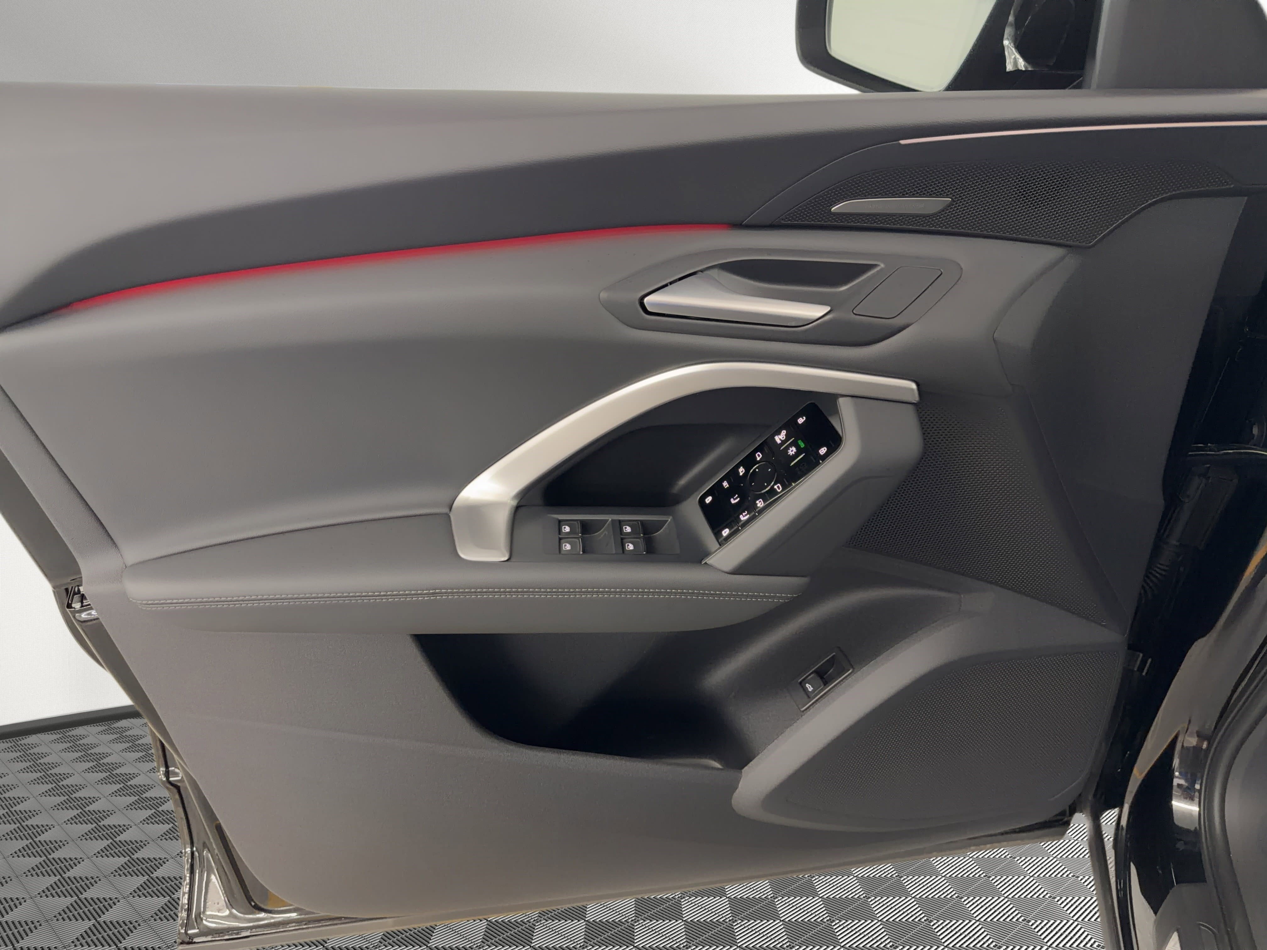 New 2026 Audi Q5 Prestige image 14