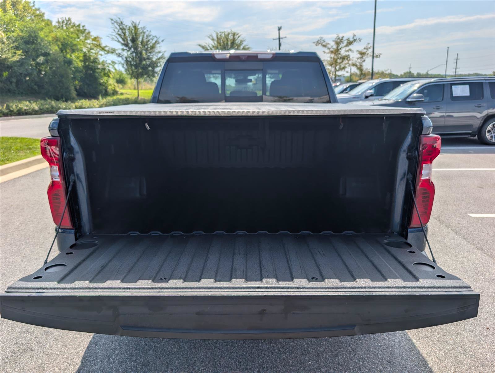Used 2020 Chevrolet Silverado 1500 LT w/ All-Star Edition AWD/4WD image 13