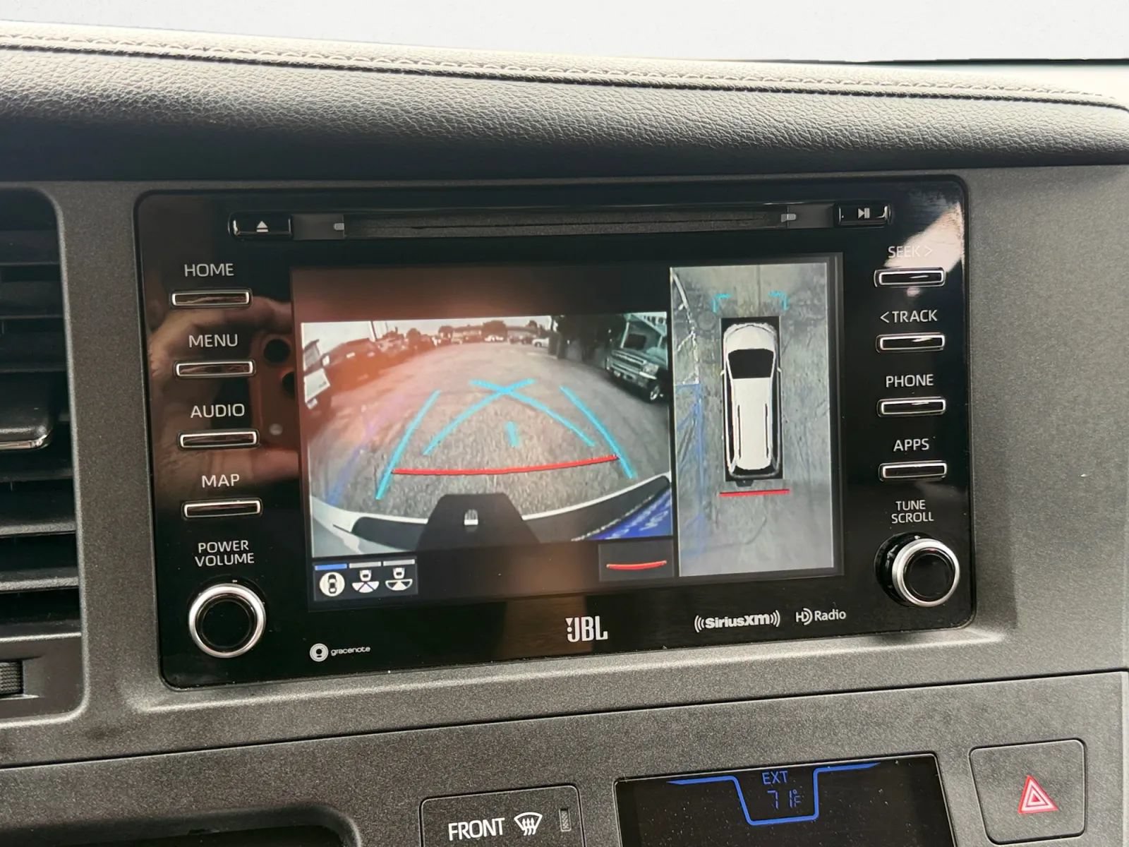 Used 2019 Toyota Sienna Limited Premium w/ Carpet Mat Package AWD/4WD image 21
