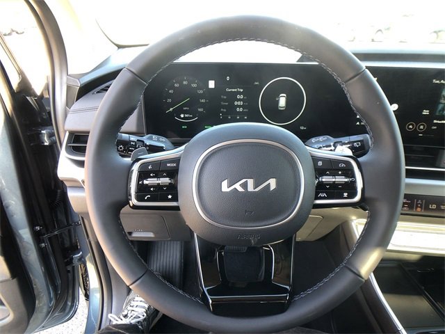 New 2026 Kia Carnival SX w/ SX Dark Edition Package image 14