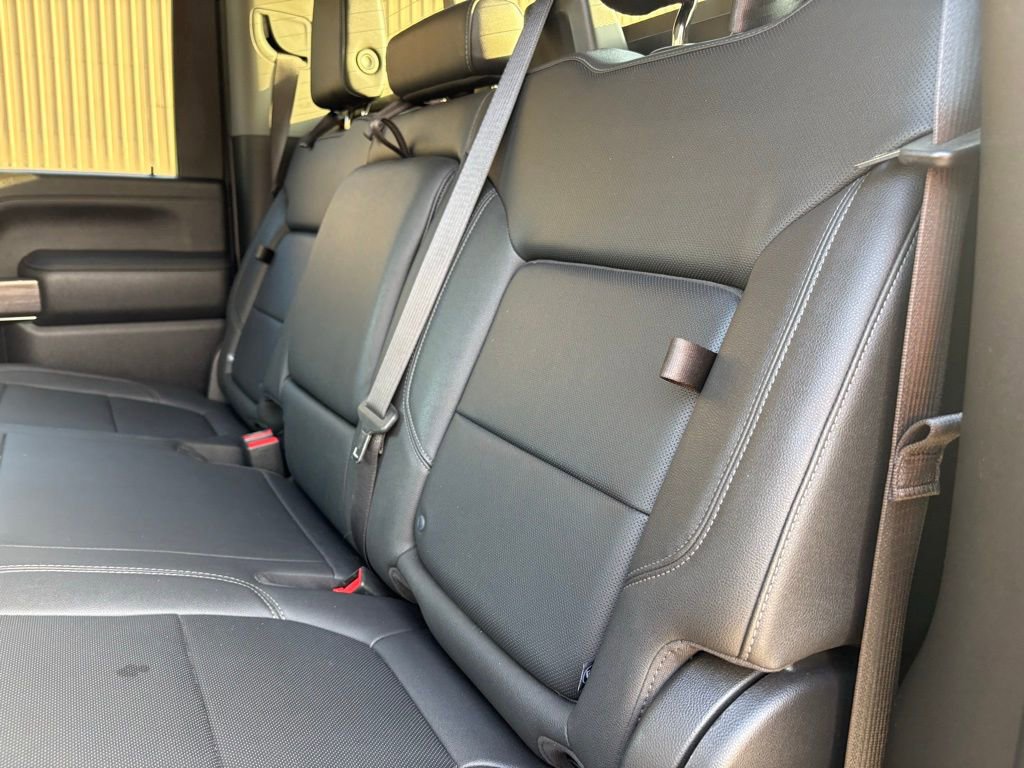 Used 2022 Chevrolet Silverado 2500 LTZ w/ LTZ Convenience Package image 46