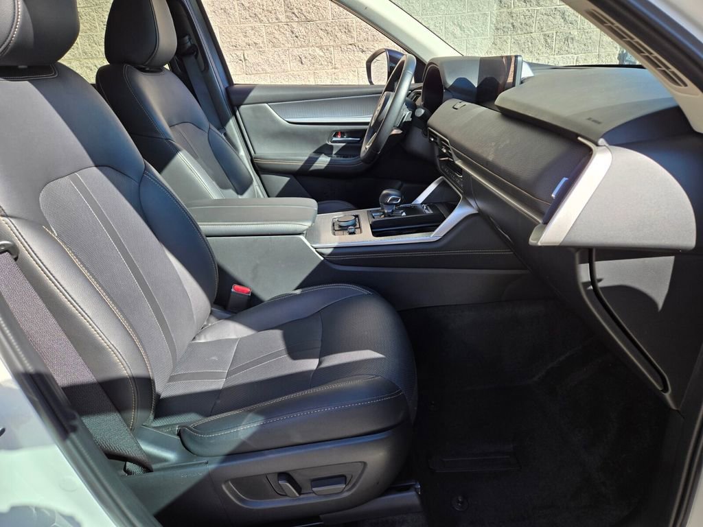Used 2025 MAZDA CX-70 Plug-In Hybrid w/ Premium Pkg image 20