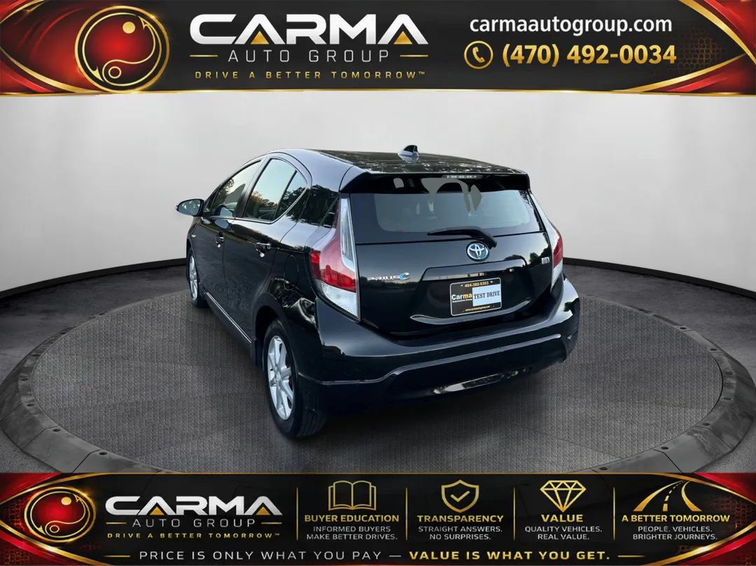 Used 2017 Toyota Prius C One FWD image 3
