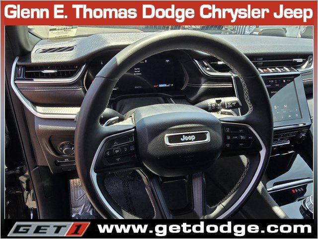 Certified 2024 Jeep Grand Cherokee L Laredo AWD/4WD image 19
