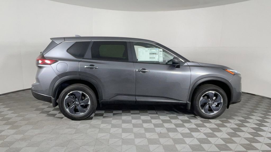 New 2025 Nissan Rogue SV image 3