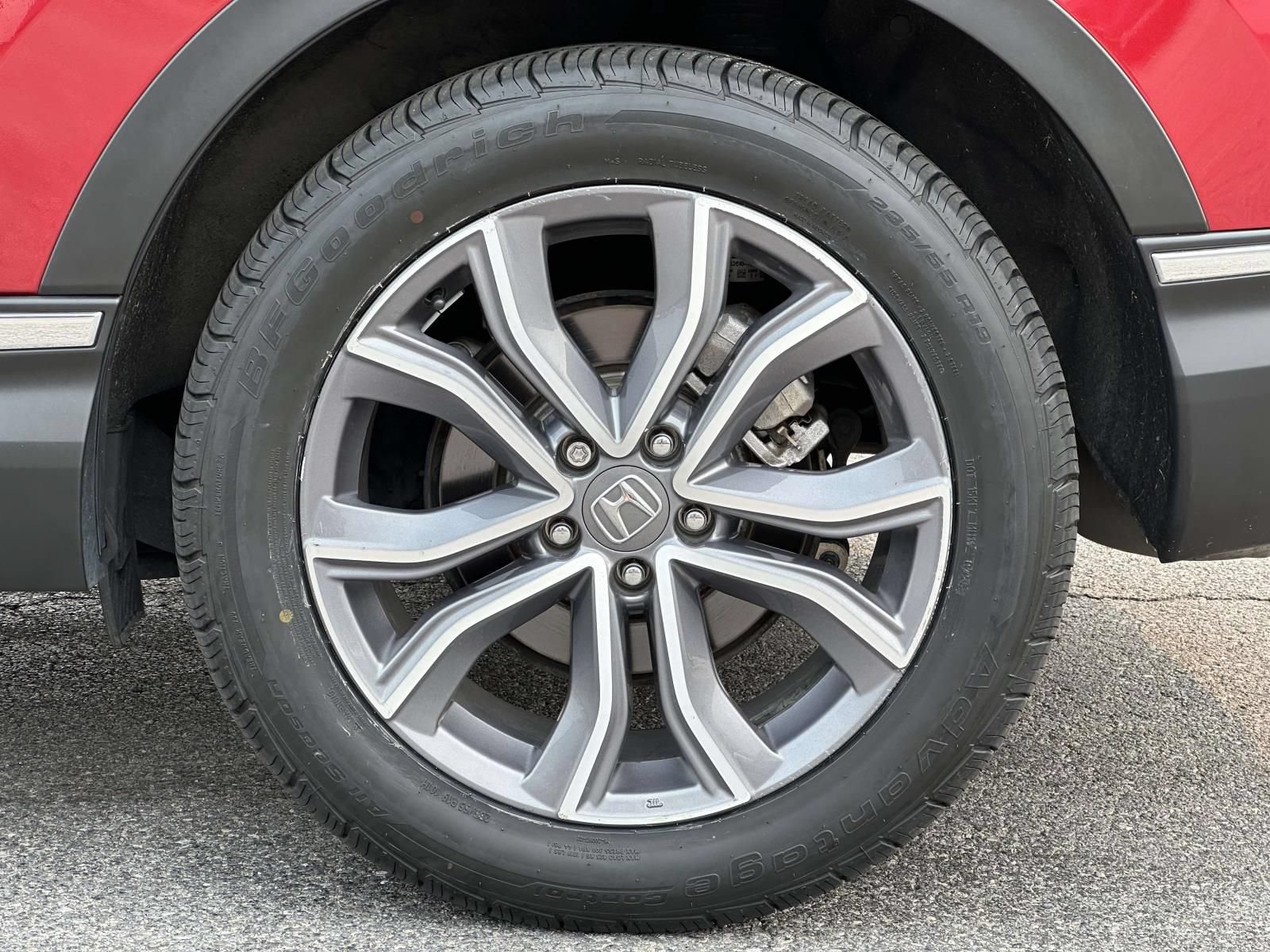 Used 2022 Honda CR-V Touring image 16