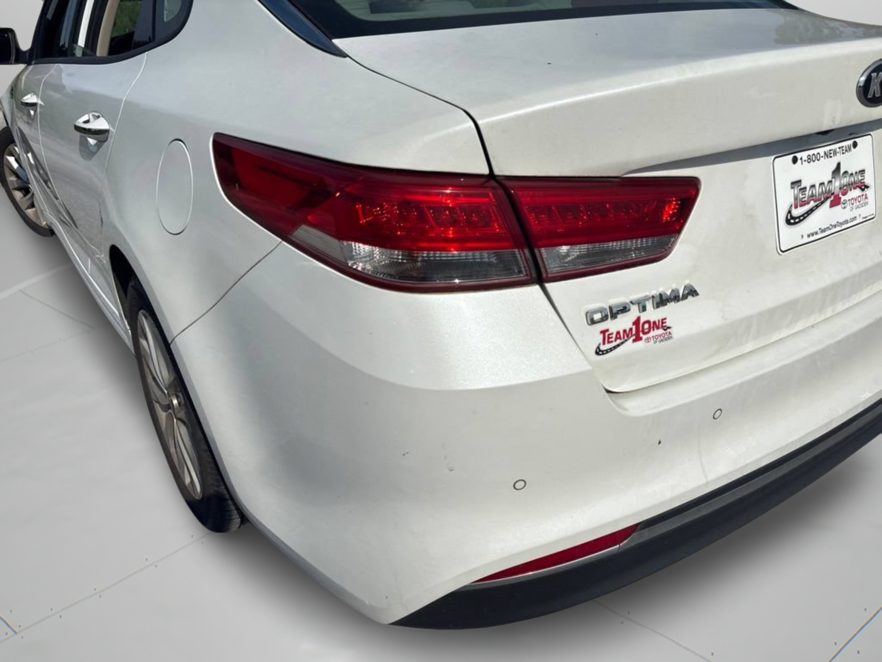 Used 2018 Kia Optima EX w/ Premium Package FWD image 24