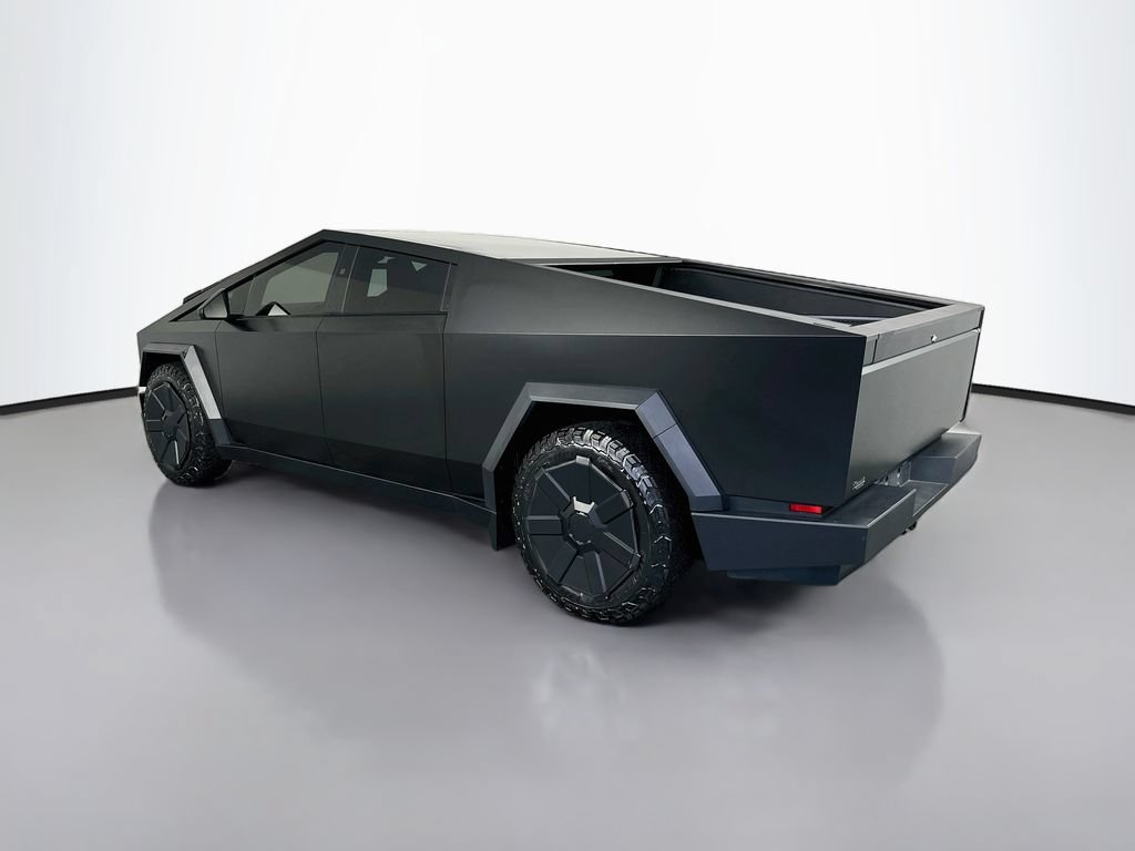 Used 2024 Tesla Cybertruck AWD Crew Cab image 5