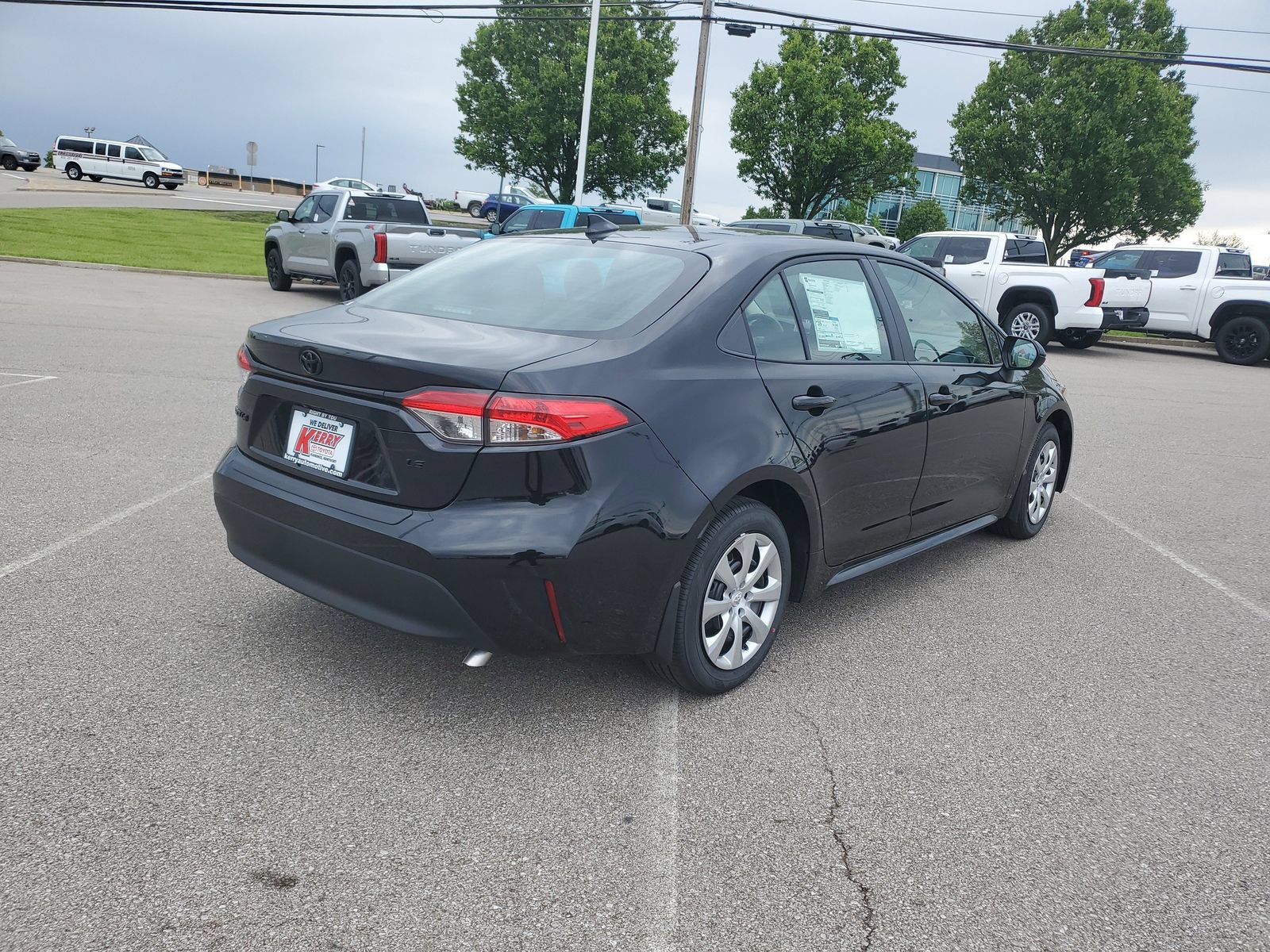 New 2026 Toyota Corolla LE FWD image 2