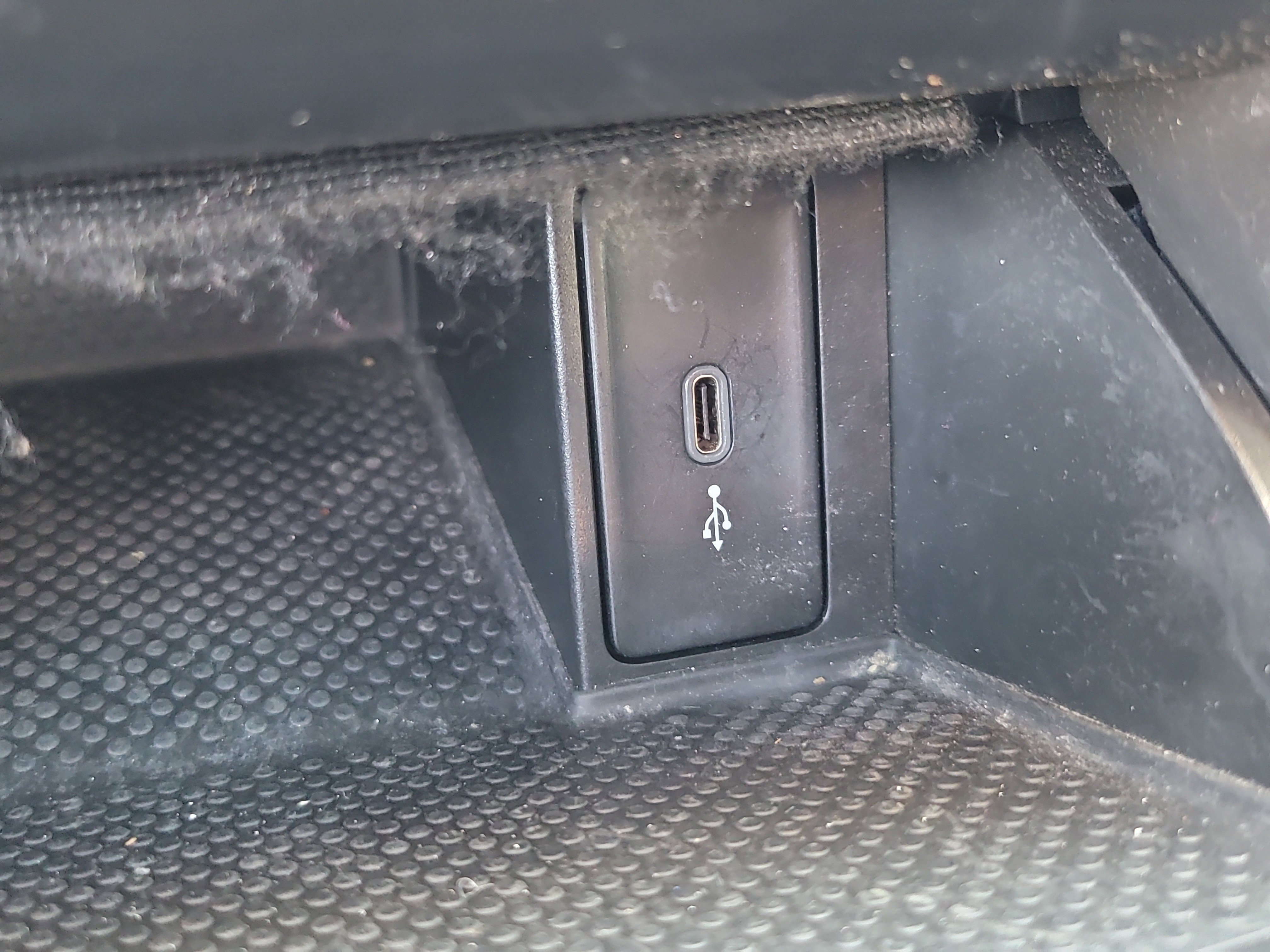 Used 2021 Volkswagen Golf 4-Door image 24