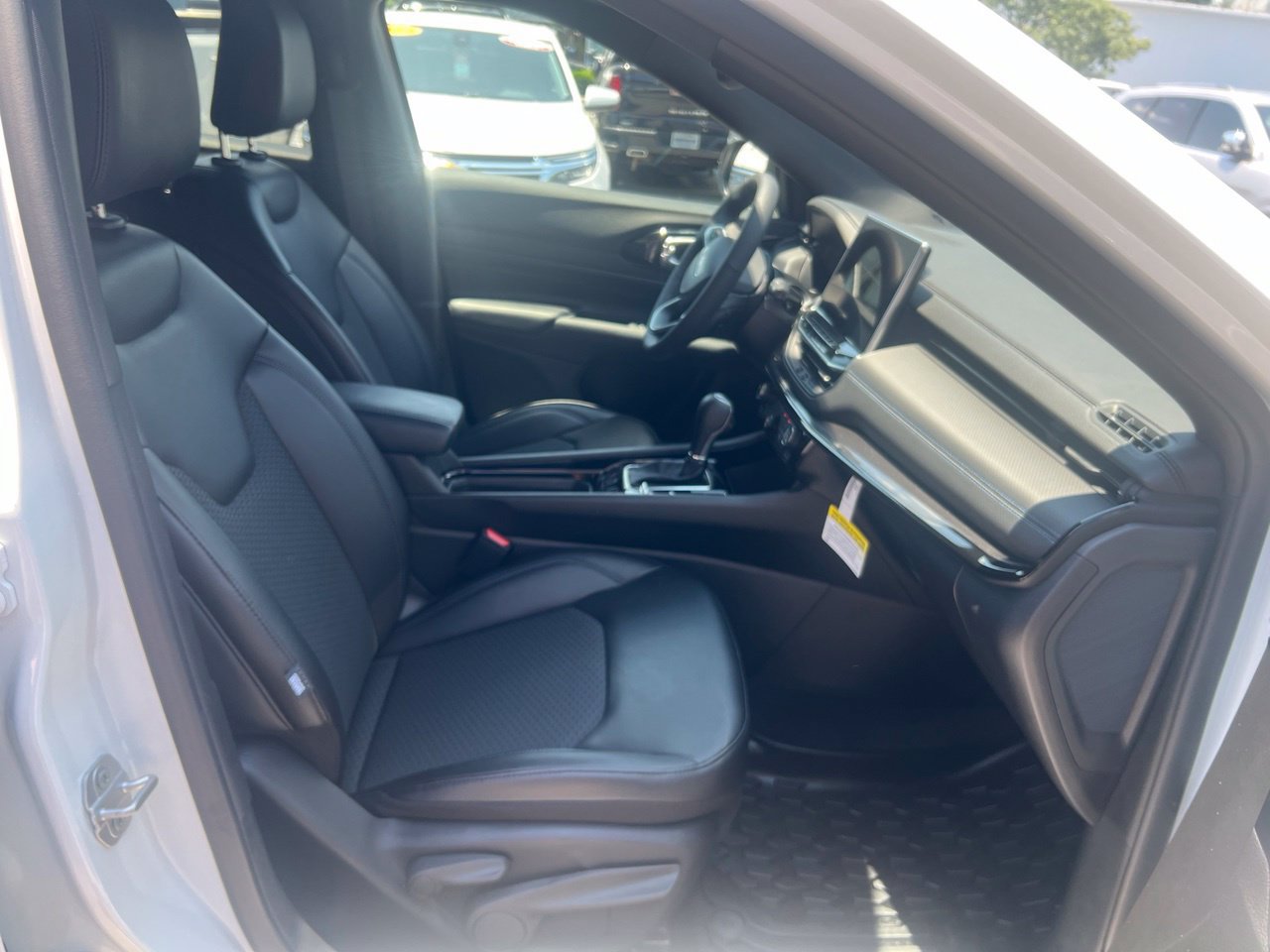 New 2026 Jeep Compass Latitude AWD/4WD image 22