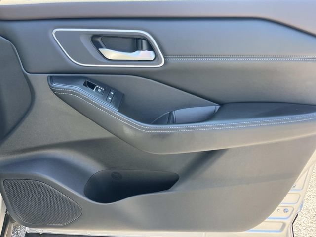 Used 2021 Nissan Rogue SL FWD image 27