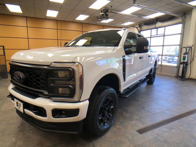 New 2026 Ford F250 XL AWD/4WD image 3