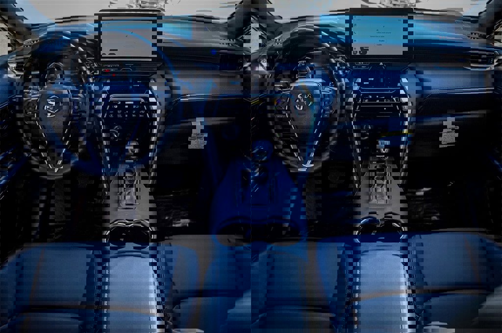 Used 2024 Toyota Venza LE image 21