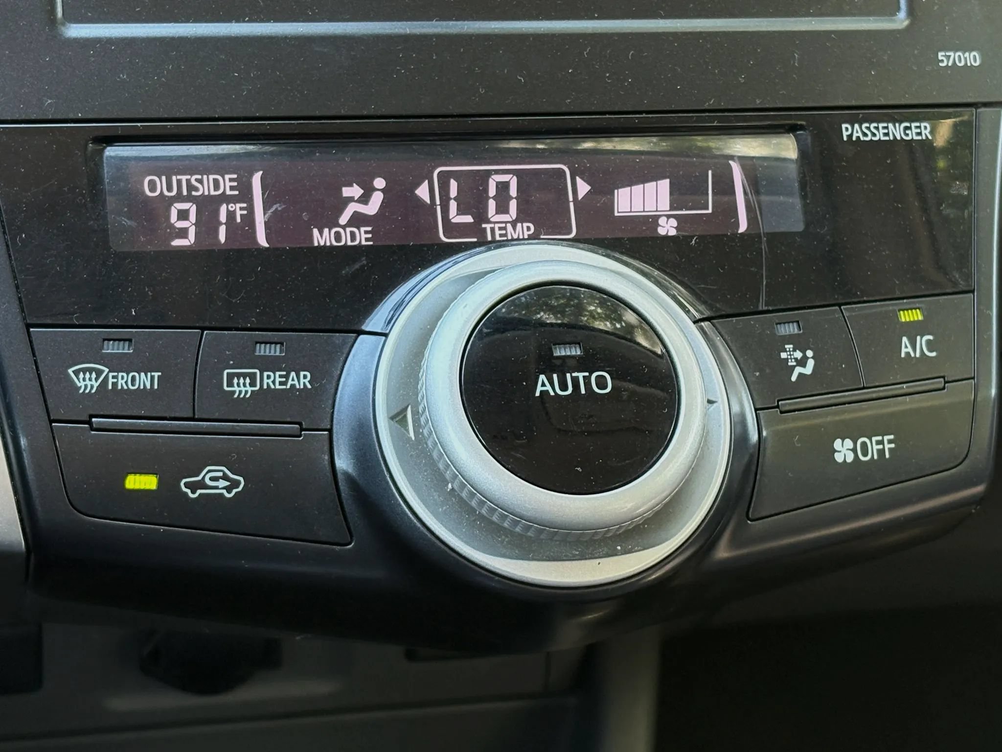 Used 2013 Toyota Prius V Two FWD image 21