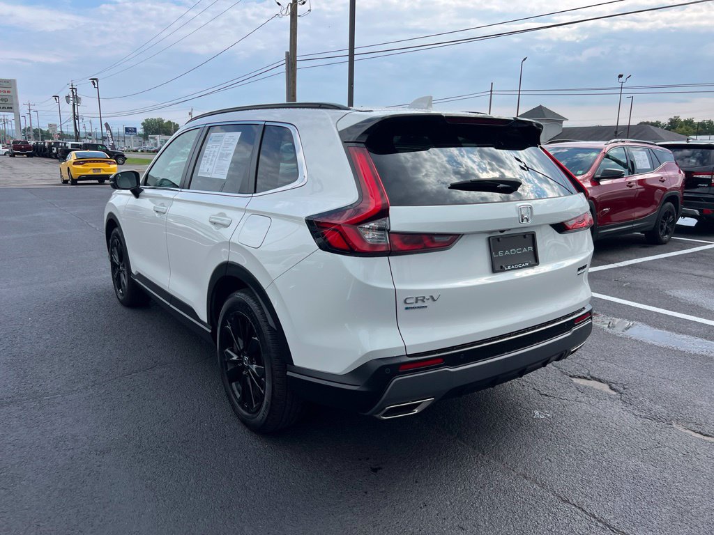 Certified 2025 Honda CR-V Sport Touring image 3