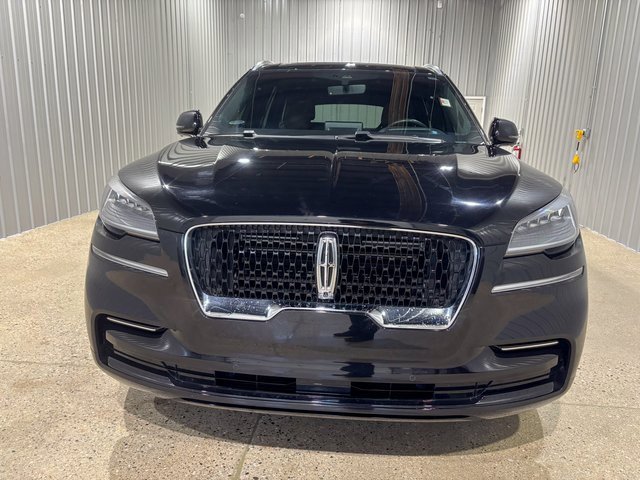 Used 2022 Lincoln Aviator Reserve w/ Equipment Group 201A image 3