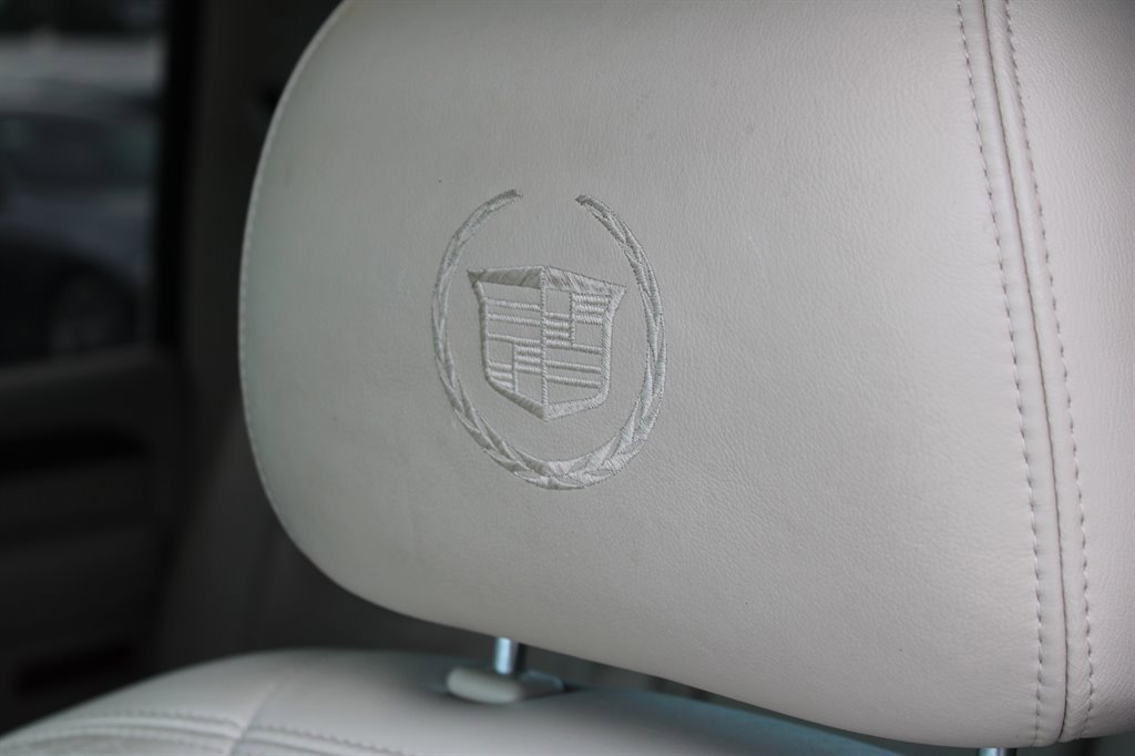 Used 2006 Cadillac Escalade EXT image 26