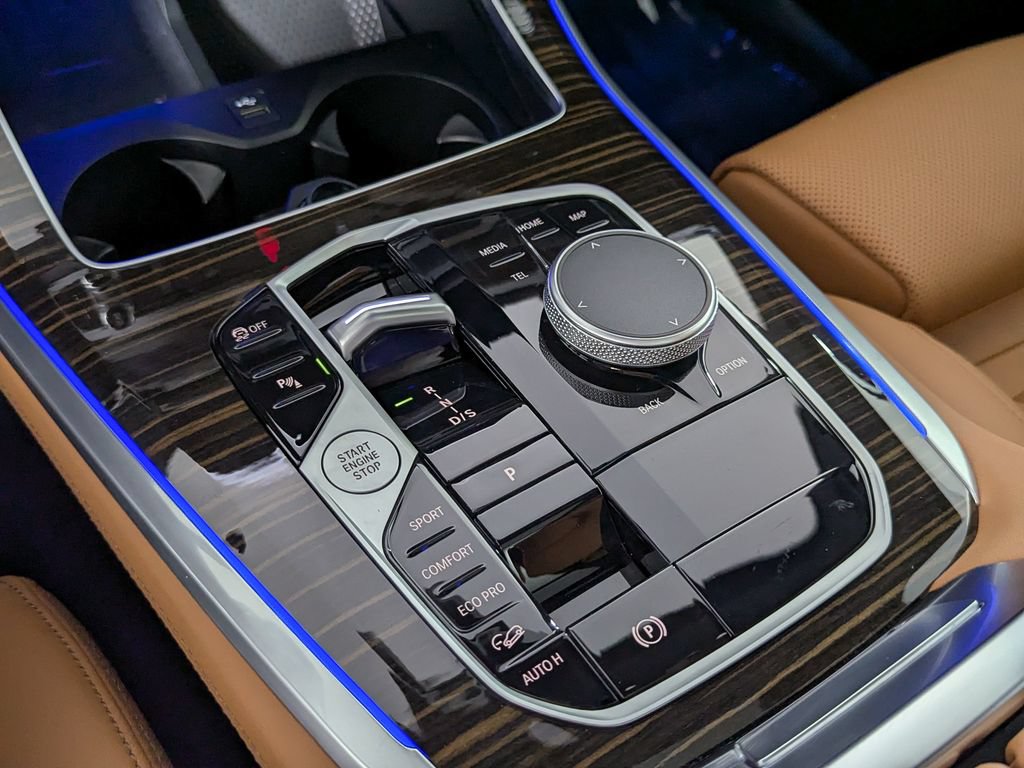 Used 2026 BMW X5 xDrive40i w/ Premium Package AWD/4WD image 33