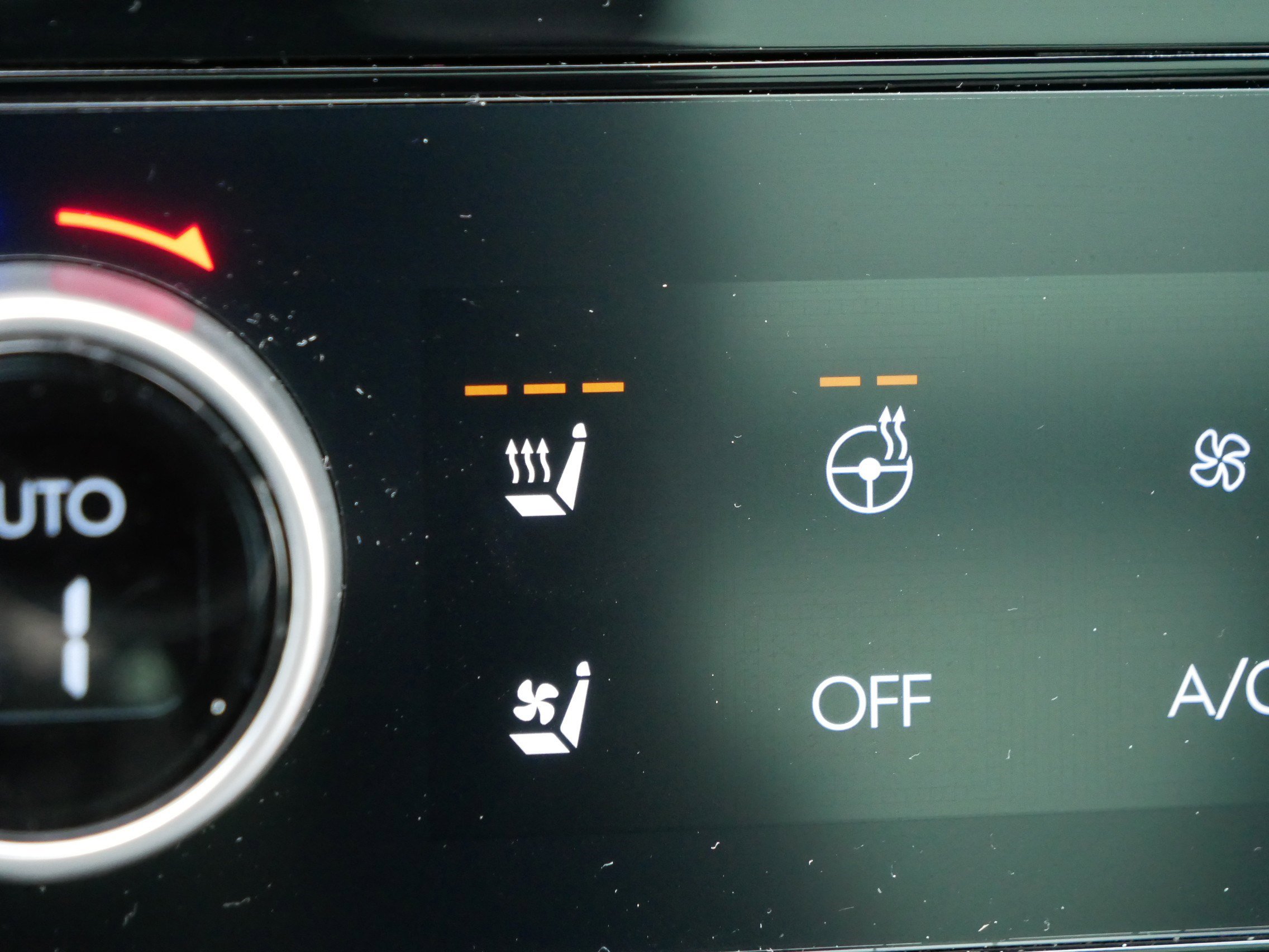 Certified 2025 Hyundai Tucson Limited image 28